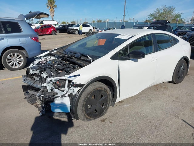 JTDACAAU6T3066624 Toyota Prius Le