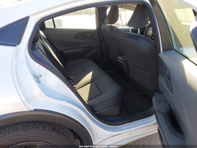 JTDACAAU6T3066624 Toyota Prius Le
