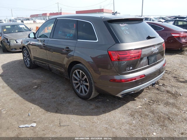 2017 AUDI Q7 WA1VAAF74HD057829 Photo 2