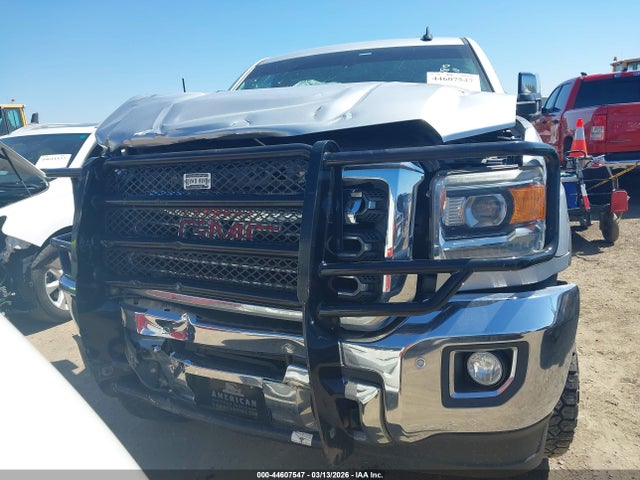 2015 Gmc Sierra 2500hd Slt მანქანა იყიდება აუქციონზე, vin: 1GT12ZE88FF678356, აუქციონის ნომერი: 44607547