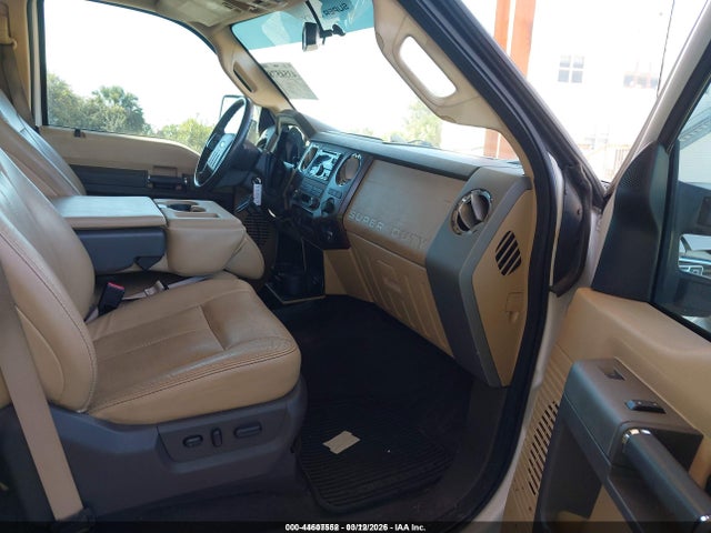2011 FORD F-250 1FT7W2BT1BEC28577 Photo 4