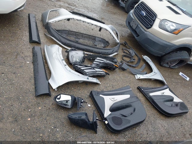 5NMJACDE1RH411333 Hyundai TUCSON SE