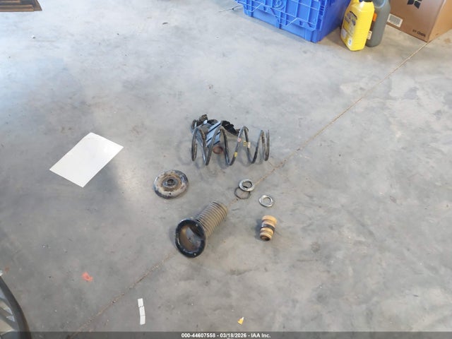 4T1BF1FK0FU975343 Toyota CAMRY SE