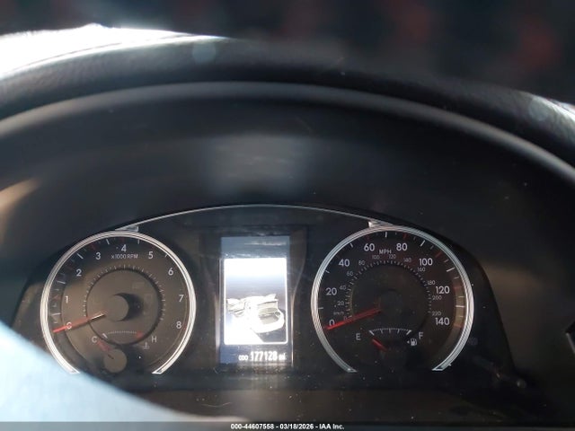 4T1BF1FK0FU975343 Toyota CAMRY SE