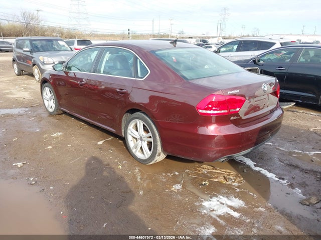 44607572 :رقم المزاد ، 1VWBM7A30CC085436 vin ، 2012 Volkswagen Passat 3.6l V6 Se مزاد بيع