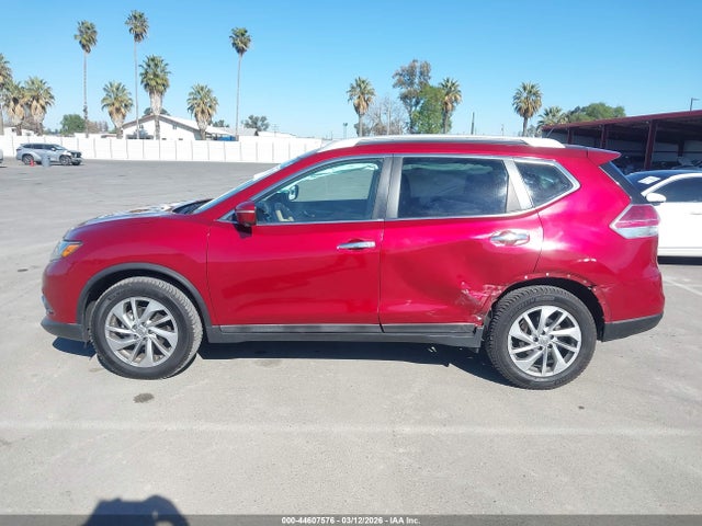 5N1AT2MV6FC775628 Nissan Rogue Sl