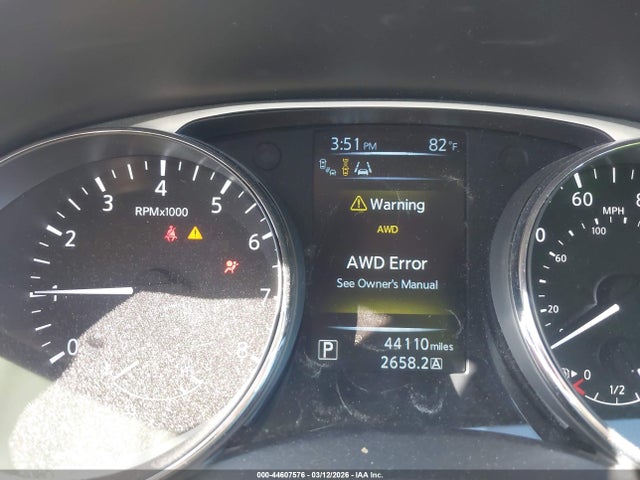 5N1AT2MV6FC775628 Nissan Rogue Sl