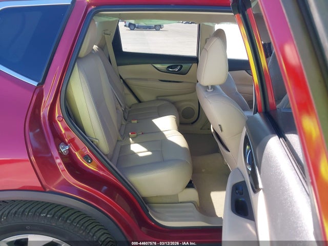 5N1AT2MV6FC775628 Nissan Rogue Sl