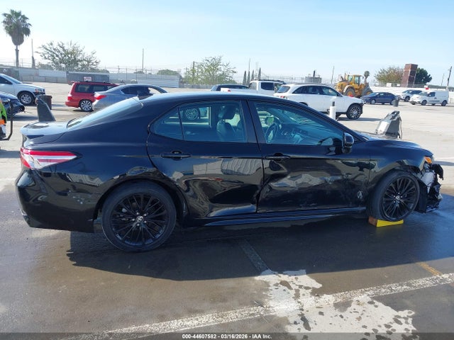 4T1G11AK7LU360005 Toyota Camry Se Nightshade Edition