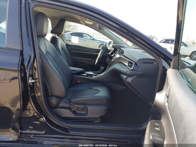 2020 TOYOTA CAMRY 4T1G11AK7LU360005 Photo 4