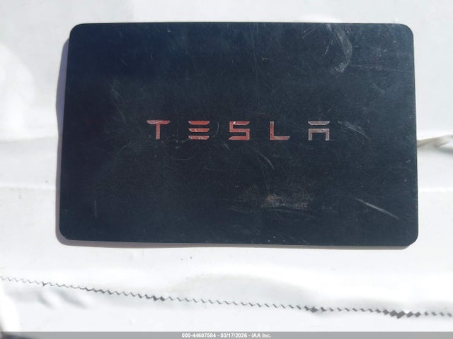 44607584 :رقم المزاد ، 5YJ3E1EB6NF129187 vin ، 2022 Tesla Model 3 Long Range Dual Motor All-wheel Drive مزاد بيع