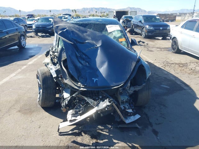 44607584 :رقم المزاد ، 5YJ3E1EB6NF129187 vin ، 2022 Tesla Model 3 Long Range Dual Motor All-wheel Drive مزاد بيع