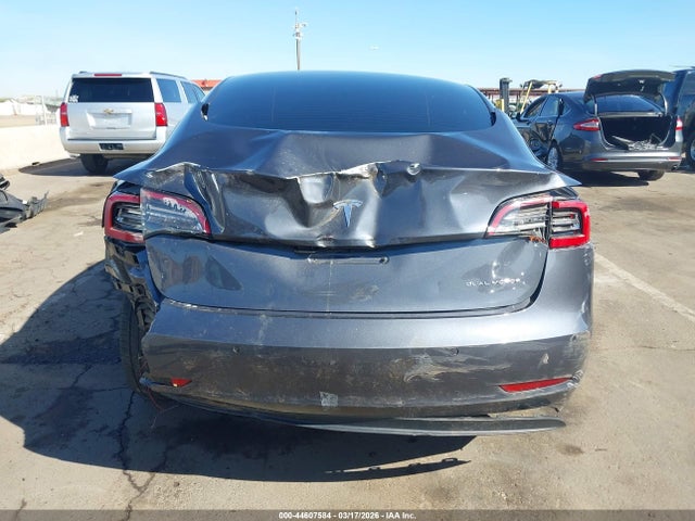 44607584 :رقم المزاد ، 5YJ3E1EB6NF129187 vin ، 2022 Tesla Model 3 Long Range Dual Motor All-wheel Drive مزاد بيع