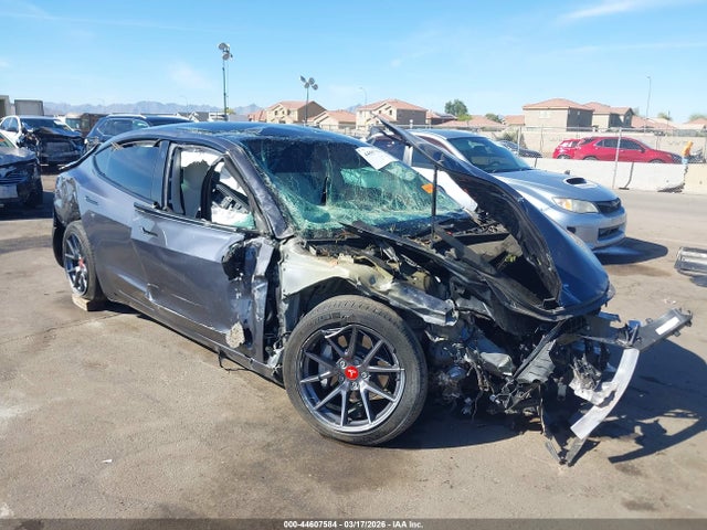 44607584 :رقم المزاد ، 5YJ3E1EB6NF129187 vin ، 2022 Tesla Model 3 Long Range Dual Motor All-wheel Drive مزاد بيع