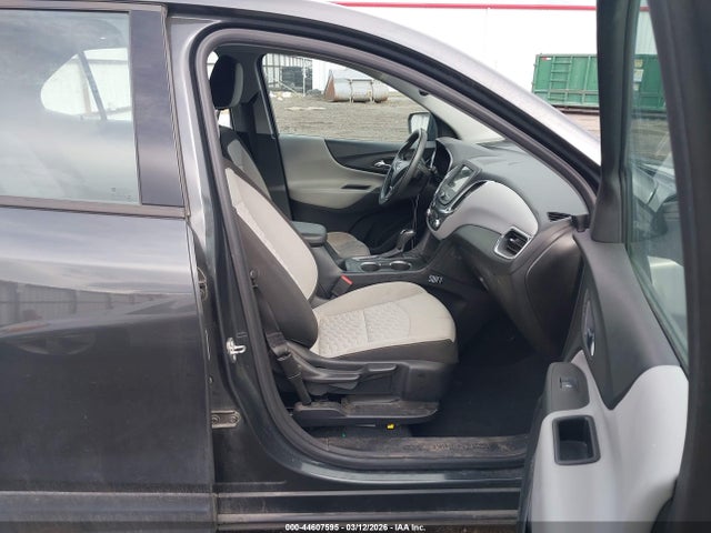 2GNAXSEV3K6227362 Chevrolet EQUINOX LS