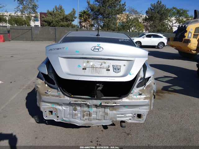 KMHCT4AEXGU051686 Hyundai ACCENT SE
