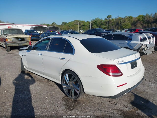 Aukcja sprzedaży 2017 Mercedes-benz E 300, vin: WDDZF4JB7HA057515, numer aukcji: 44607608