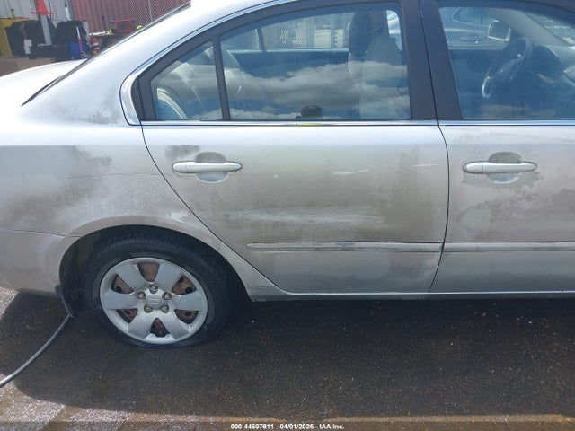 2008 Kia Optima Lx მანქანა იყიდება აუქციონზე, vin: KNAGE123085256762, აუქციონის ნომერი: 44607611