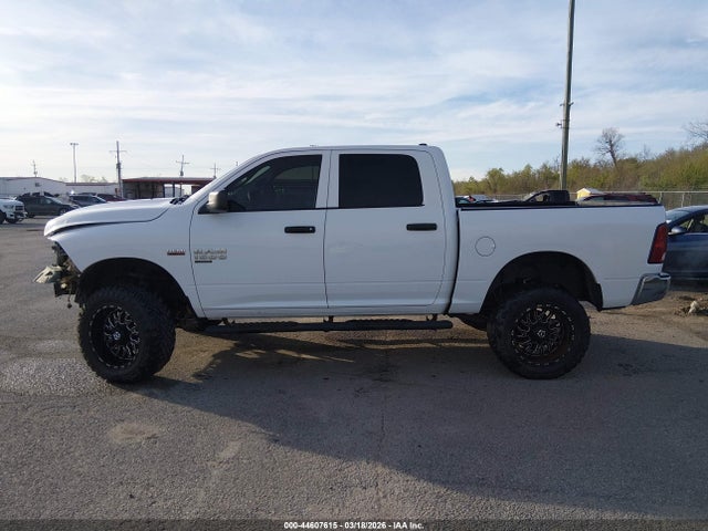 Продаж на аукціоні авто 2019 Ram 1500 Classic Tradesman  4x4 5'7 Box, vin: 1C6RR7KT6KS742768, номер лоту: 44607615