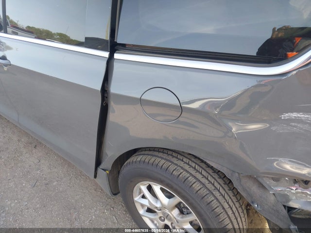 44607635 :رقم المزاد ، 2C4RC1BG8PR606855 vin ، 2023 Chrysler Pacifica Touring L مزاد بيع