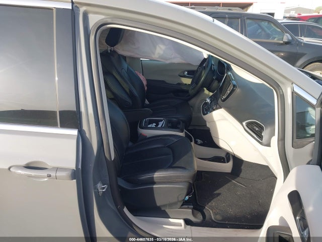 44607635 :رقم المزاد ، 2C4RC1BG8PR606855 vin ، 2023 Chrysler Pacifica Touring L مزاد بيع