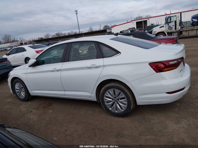 Продаж на аукціоні авто 2019 Volkswagen Jetta 1.4t R-line/1.4t S/1.4t Se, vin: 3VWC57BUXKM074742, номер лоту: 44607644