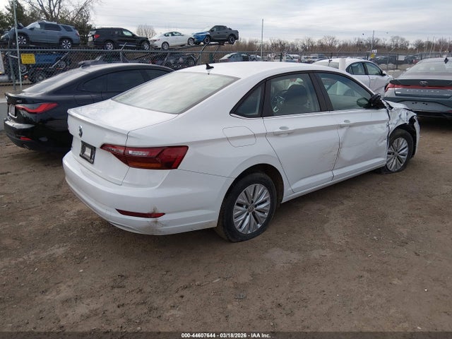 Продаж на аукціоні авто 2019 Volkswagen Jetta 1.4t R-line/1.4t S/1.4t Se, vin: 3VWC57BUXKM074742, номер лоту: 44607644
