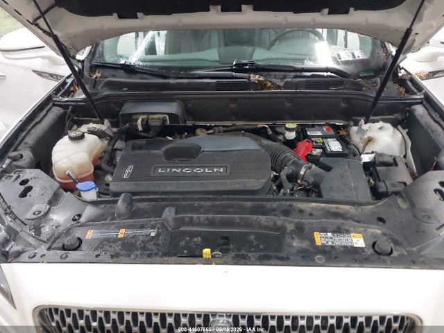 2019 LINCOLN NAUTILUS 2LMPJ8L97KBL21118 Photo 9