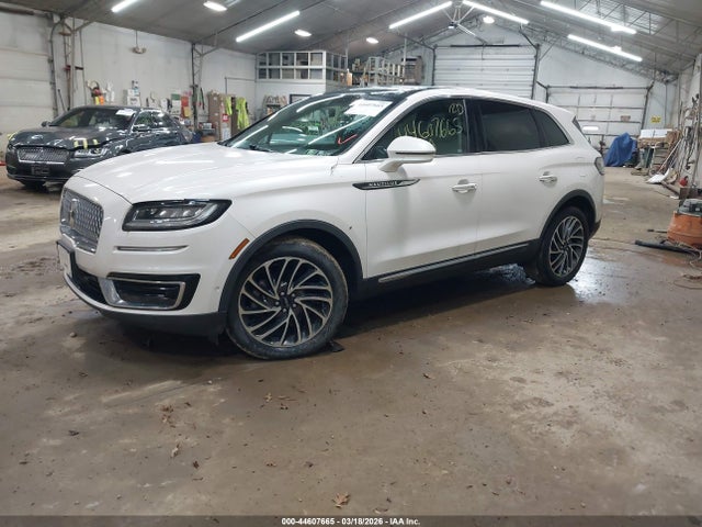 2019 LINCOLN NAUTILUS 2LMPJ8L97KBL21118 Photo 1