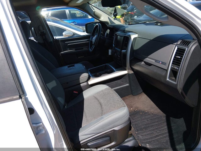 2017 RAM 1500 1C6RR7LT5HS641521 Photo 4