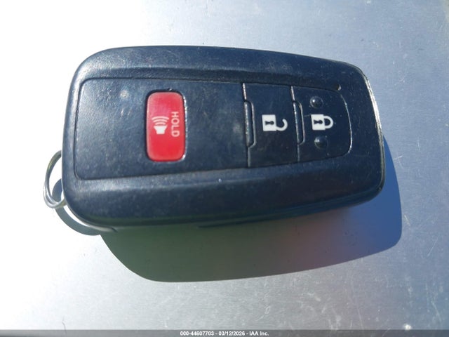 JTDKARFU6H3034779 Toyota Prius
