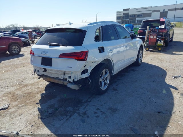 Aukcja sprzedaży 2021 Audi Q5 Premium 45 Tfsi Quattro S Tronic, vin: WA1AAAFY9M2046404, numer aukcji: 44607707