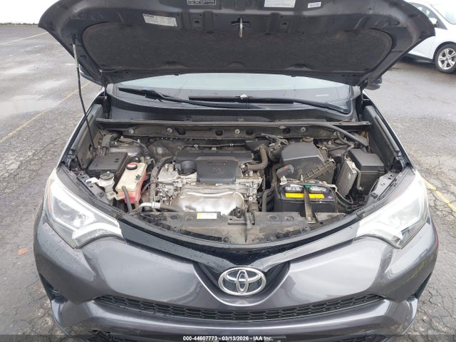 JTMJFREVXGJ072811 Toyota RAV4 SE