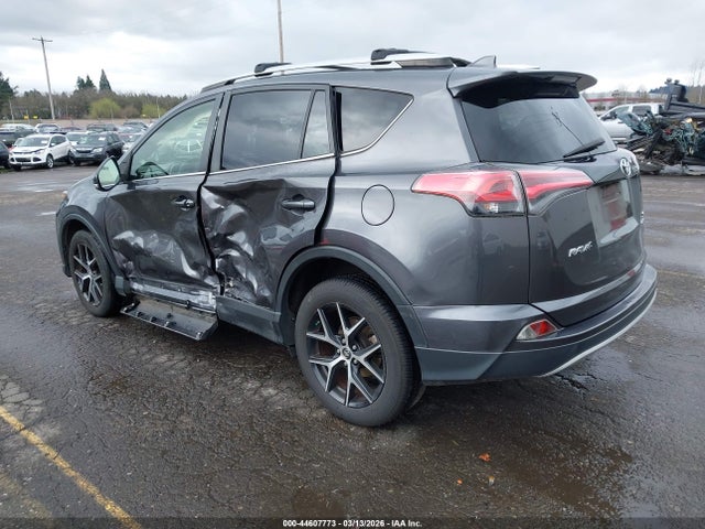 JTMJFREVXGJ072811 Toyota RAV4 SE