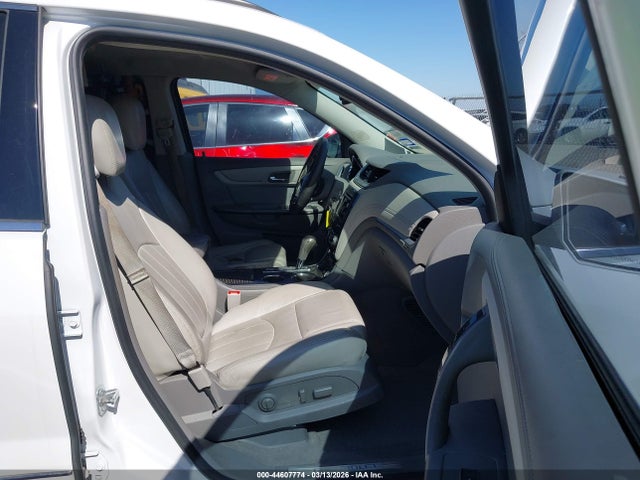 44607774 :رقم المزاد ، 1GNKRJKD3HJ170824 vin ، 2017 Chevrolet Traverse Premier مزاد بيع
