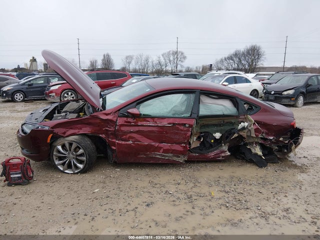2016 Chrysler 200 S მანქანა იყიდება აუქციონზე, vin: 1C3CCCBB6GN178789, აუქციონის ნომერი: 44607818