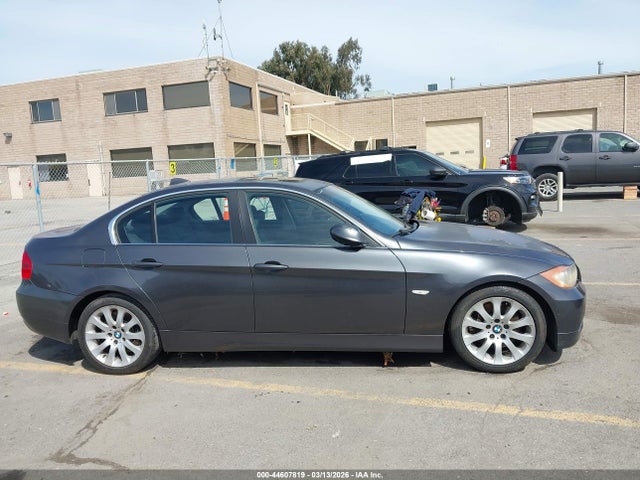 2006 Bmw 330i მანქანა იყიდება აუქციონზე, vin: WBAVB33516PS10466, აუქციონის ნომერი: 44607819