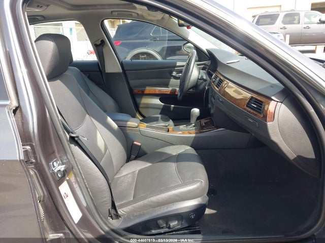 2006 BMW 330I WBAVB33516PS10466 Photo 4