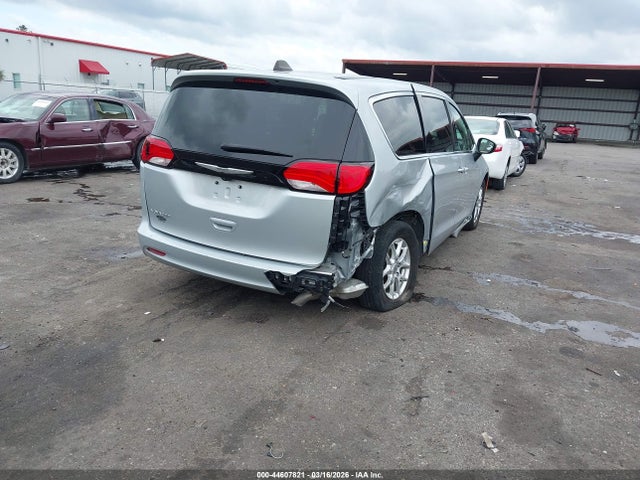 2023 CHRYSLER VOYAGER 2C4RC1CG6PR517316 Photo 3