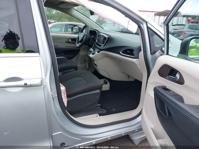 2023 CHRYSLER VOYAGER 2C4RC1CG6PR517316 Photo 4