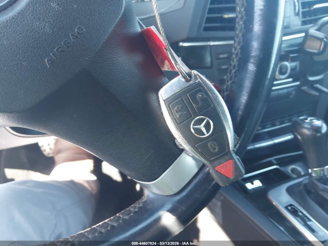 44607824 :رقم المزاد ، WDDKK5GF2BF076786 vin ، 2011 Mercedes-benz E 350 مزاد بيع