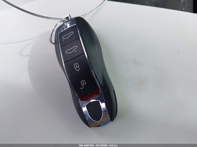 2018 PORSCHE 718 CAYMAN WP0AA2A80JK261071 Photo 10