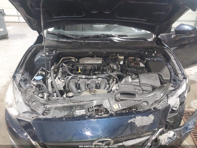 3MZBM1V74FM230071 Mazda Mazda3 I Touring