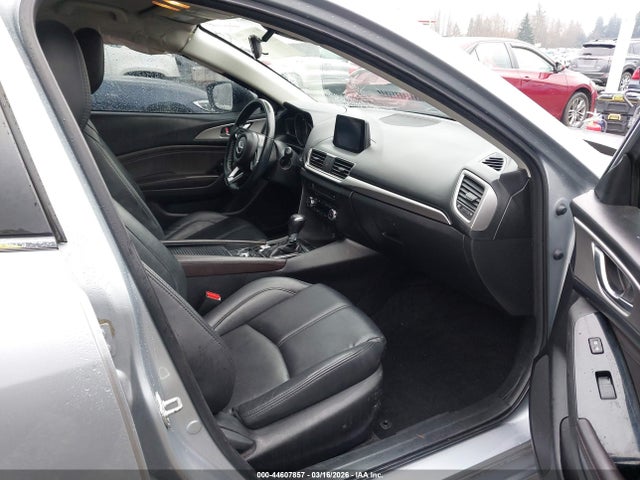 3MZBN1L32JM176923 Mazda Mazda3 Touring
