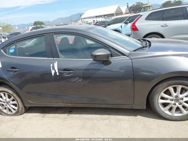 Продажа на аукционе авто 2016 Mazda Mazda3 I Sport, vin: JM1BM1U77G1310712, номер лота: 44607859