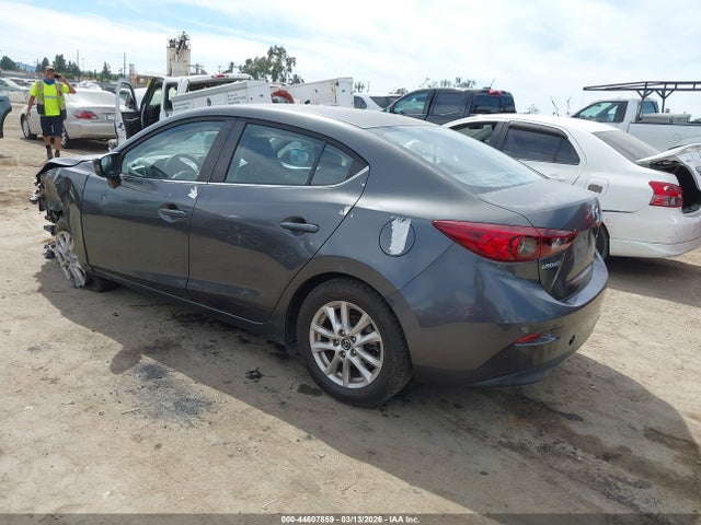 Продажа на аукционе авто 2016 Mazda Mazda3 I Sport, vin: JM1BM1U77G1310712, номер лота: 44607859