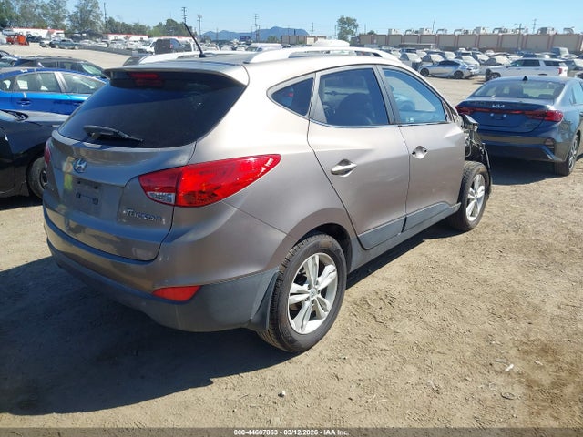 2011 HYUNDAI TUCSON KM8JU3ACXBU157321 Photo 3