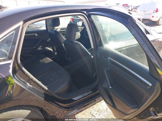 44607878 :رقم المزاد ، 1VWGT7A33HC034786 vin ، 2017 Volkswagen Passat 1.8t Se مزاد بيع