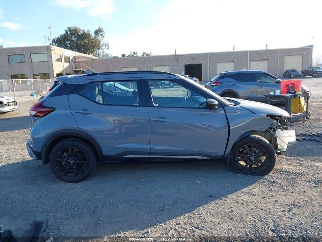 3N1CP5DV0NL495101 Nissan Kicks Sr Xtronic Cvt
