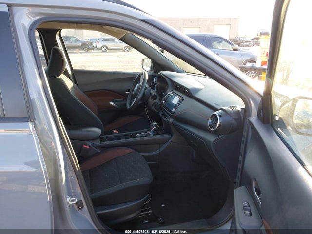 3N1CP5DV0NL495101 Nissan Kicks Sr Xtronic Cvt